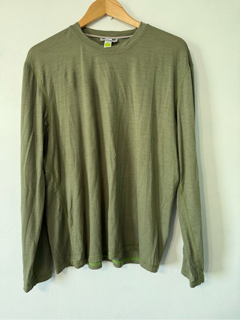 Smartwool Men's Long-Sleeve Crew Neck Shirt 100% Merino Wool base layer flawed